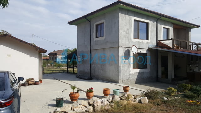 Къща след ремонт на два етажа в село Голямо Асеново, село Голямо Асеново | Къщи / Вили - снимка 1