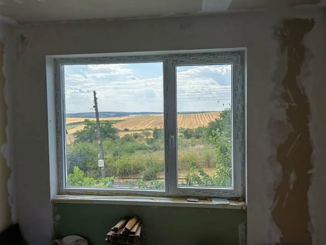 Ремонтирана, двуетажна къща с. Бряст, община Димитровград, village Bryast - снимка 6