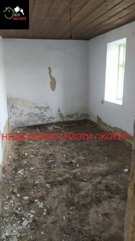 Къща с двор в село Полско Косово 2-floor, Girder, 171 m2 - village Polsko Kosovo | Houses & Villas - снимка 11