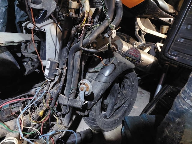 Peugeot Speedfight 1 (50cc, водно охлаждане) — за части или цял (с. Оризари) - снимка 8