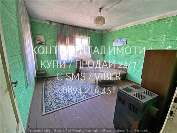 Кодкол 63098 Самостоятелна двуетажна къща 120м2, с голям двор 880м2. В двора има две селскостопански - снимка 6