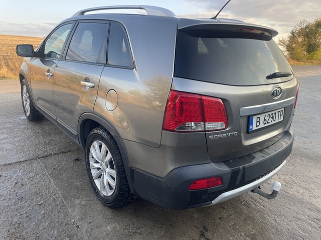 Kia Sorento 2.2CRDI 197 кс., 2011г., 4x4 автоматик, кожа, ел. седалки, панорама, навигация, теглич, - снимка 7
