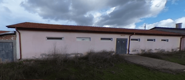 Самостоятелна сграда с навес и гараж-с.Войводово, village Voyvodovo | Storage Facilities - снимка 1