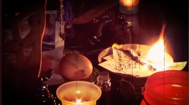 Най-силна е в изчистването на магиите, най-успешна в любовните проблеми. - снимка 5