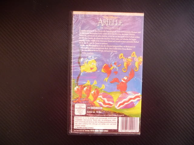 Малката русалка VHS филм Ариел Дисни класическа приказка морски обитатели цар на морето вещица - снимка 3