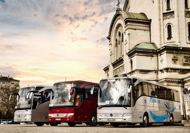 ИНТЕРКАРС.БГ – над 30 г. транспортни услуги за страната и чужбина - снимка 1