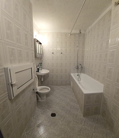 Просторен 3-стаен апартамент в кв. Лозенец 2-bedroom, 138 m2, Brick - city of Sofia | Apartments - снимка 4