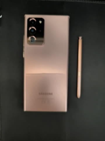 Продавам смартфон Samsung Galaxy Note 20 Ultra с впечатляващи 256GB вътрешна памет и мощни 12GB RAM. - снимка 3