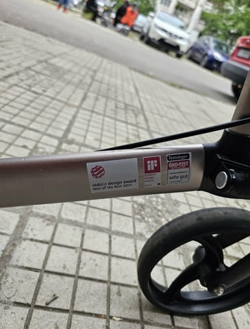 Сгъваема професионална проходилка за болни и за възрастни хора - снимка 3