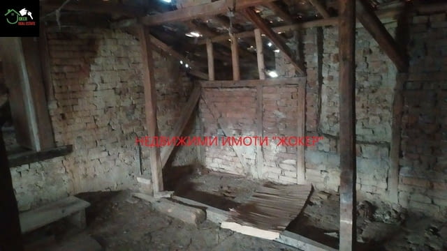 Къща с двор в село Церова кория 1-етажна, Гредоред, 160 м2 - село Церова кория | Къщи / Вили - снимка 8