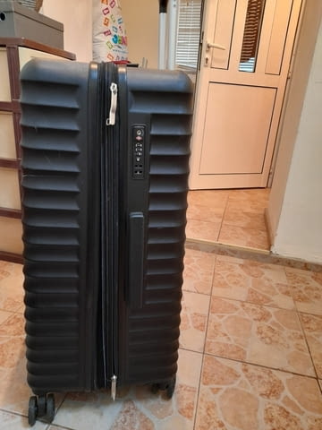 Продавам 2 броя големи куфари в отлично състояние, city of Plovdiv | Sport Goods & Equipment - снимка 8