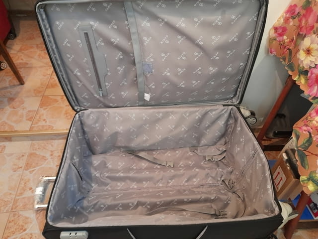 Продавам 2 броя големи куфари в отлично състояние, city of Plovdiv | Sport Goods & Equipment - снимка 9