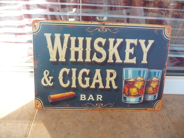 Метална табела уиски пури бар чаши лед барче приятели среща мека топлина алкохолни напитки алкохол - снимка 1