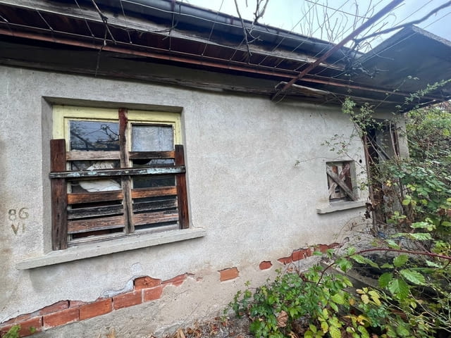 2 Къщи с 3 дка Двор в Казанлък - Вилна Зона "Старите Лозя", city of Kazanlak - снимка 11