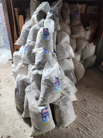 Продавам гълъбов тор - city of Pernik | Goods & Produce