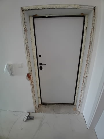 Монтаж на мебели и врати - град Бургас | Ремонти / Строителство - снимка 2