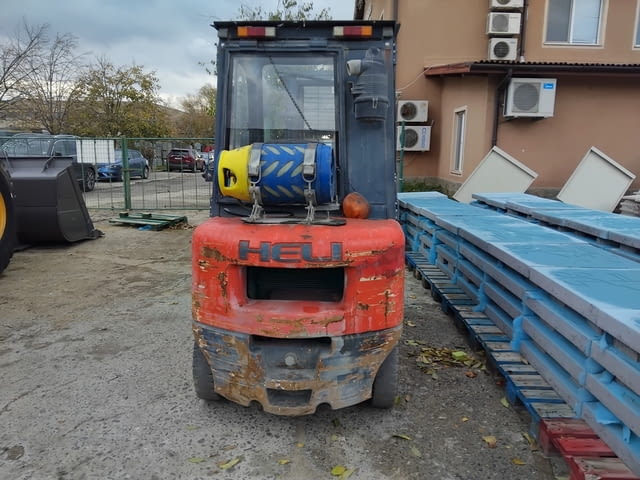 Продаваме газокар HELI 2.5 тона - град Бургас | Машини / Съоръжения - снимка 3