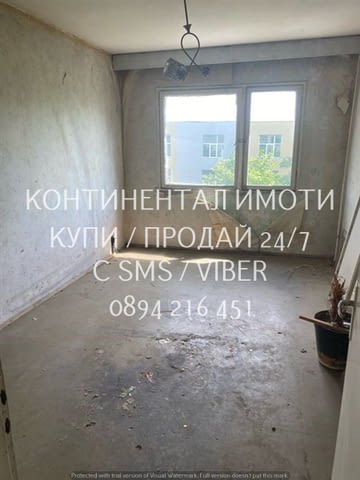 Код 63104. Панелен апартамент 70м2, /65м2 жилищна площ и изба/ състоящ се от две непреходни стаи и о - снимка 1