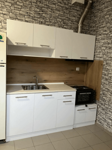 Гарсониера под наем кв. Училищни, гр. Хасково 1-стаен, 40 м2, Тухла - град Хасково | Апартаменти - снимка 1