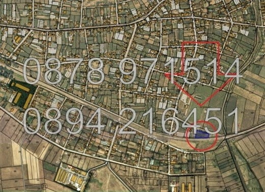 КОДо 61139. Дворно място 660м2 в района на стадиона, до къщи, ток и вода. От едната страни лице на с - снимка 4