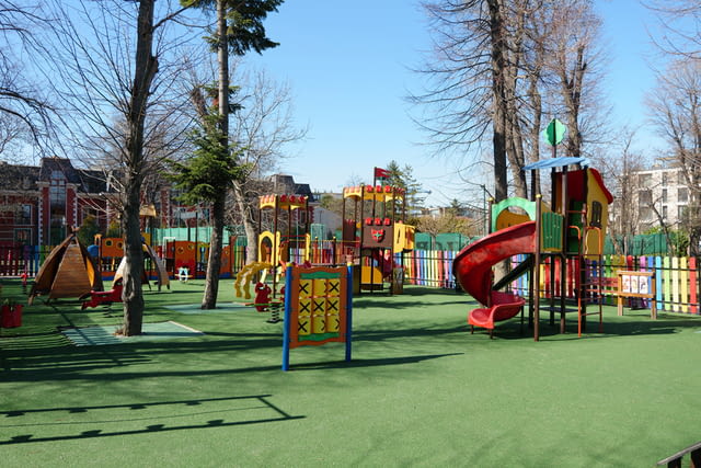 Иновативно обучение и възпитание в ЧДГ Д-Р ПЕТЪР БЕРОН, София - снимка 2