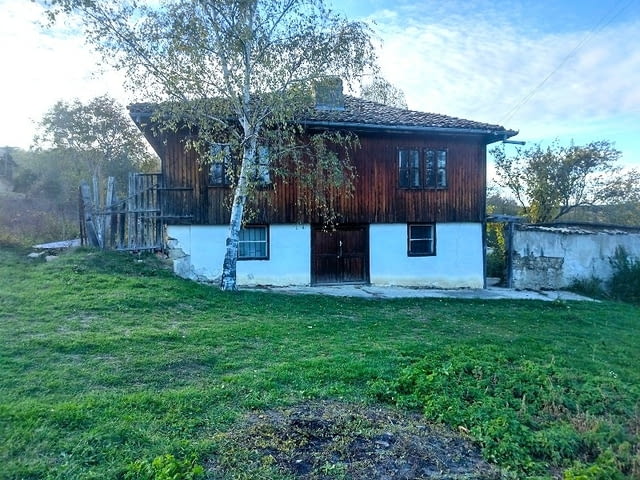 Къща, с. Звезда, Попово, България 2-floor, Brick, 180 m2 - village Zvеzda | Houses & Villas - снимка 2