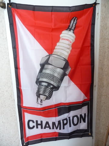 Знаме Champion реклама запалителни свещи ток стартер старт червено бяло Чемпиън запалване автомобили - снимка 2