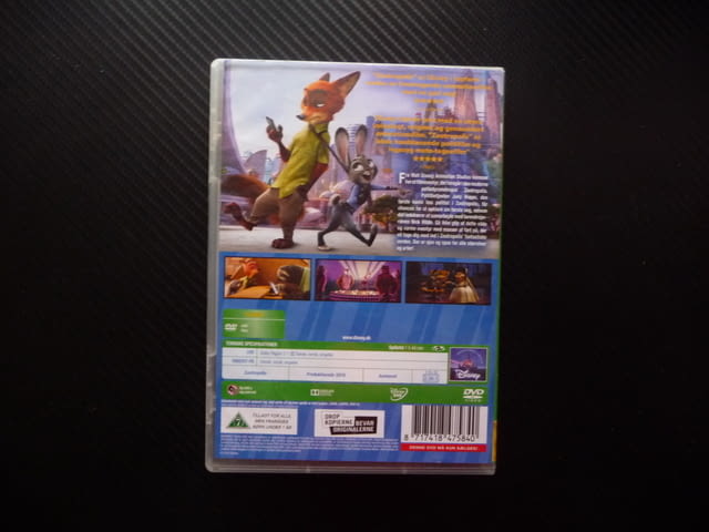 Zootropolis DVD филм анимация Disney хубава полицай престъпник зайче лисица бик животни лъв страна - снимка 3