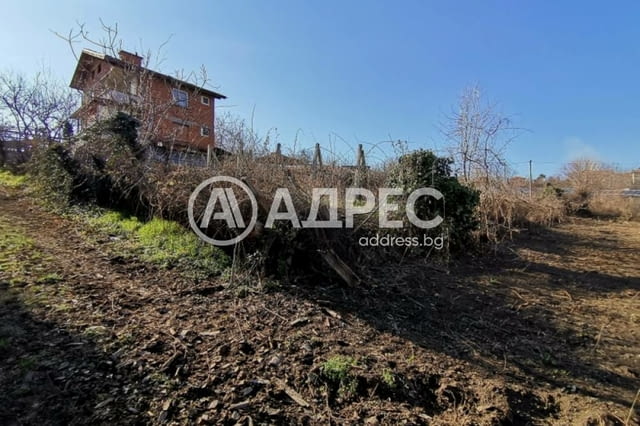 Парцел за жилищно строителство в с. Джигурово, общ. Сандански - снимка 4