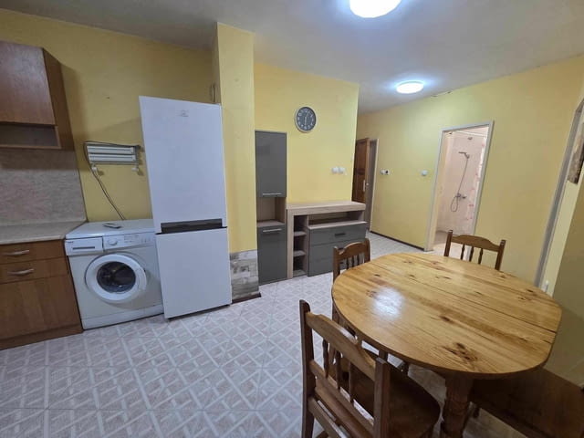 Дава се под наем тристаен апартамент в Кършияка, city of Plovdiv | Apartments - снимка 2