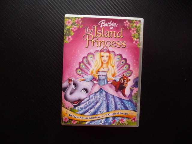 Барби Принцесата от острова фея DVD филм Barbie ззбележителна история момиченце детско музика песни - снимка 1