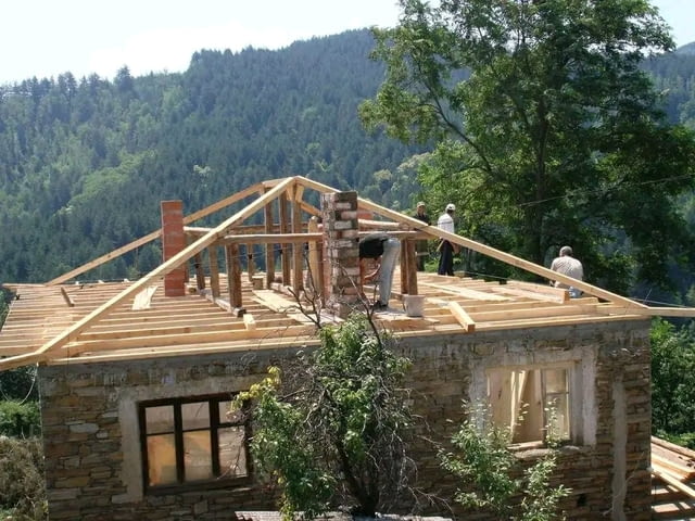 Покриви навеси хидроизолация - град Банкя | Покриви / Саниране / Изолации - снимка 1