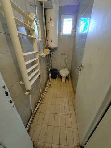 Продавам масивна двуетажна къща в гр. Перник кв. Ралица, city of Pernik | Houses & Villas - снимка 8