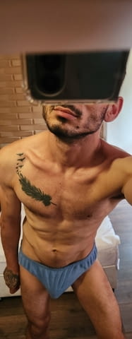 Now Сега Атлетично, 169 см, В хотел, На твой терен, На мой терен - град София | Мъж търси Мъж - снимка 1