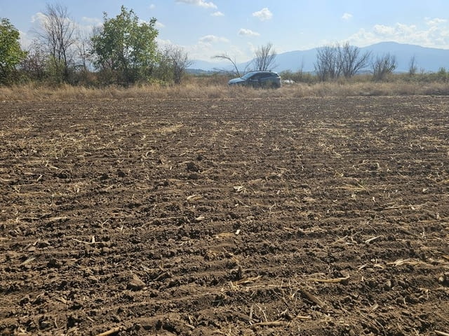 Продавам 25 дка земя в землището на с. Боянци, city of Vеliki Prеslav | Land - снимка 10