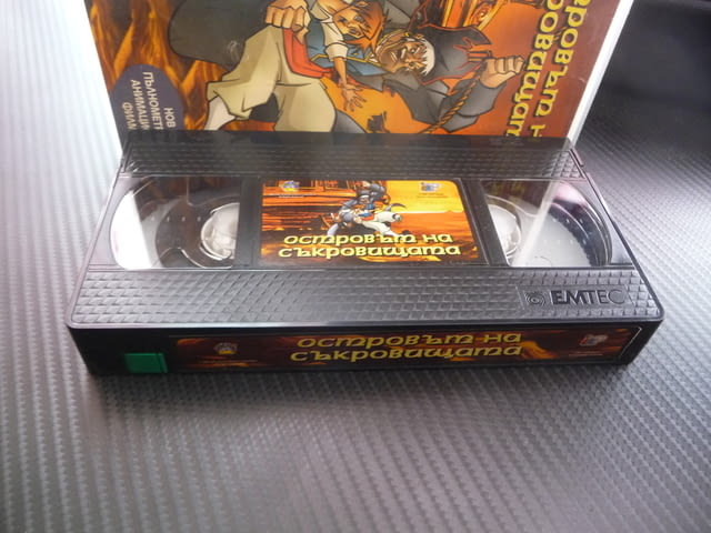Островът на съкровищата VHS филм детски анимационен карта съкровище остров пирати кораб приключения - снимка 2