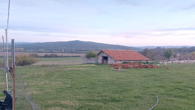 Инвестиционен парцел в с.Стойково, обл.Хасково, село Стойково | Парцели / Земя - снимка 1