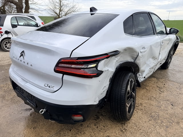 Citroen C4 X двигател HNS, EB2ADTS, 1.2i, 131 кс., STT автоматик 8 ск., 6 500 km., 2025г., euro 6E, - снимка 3