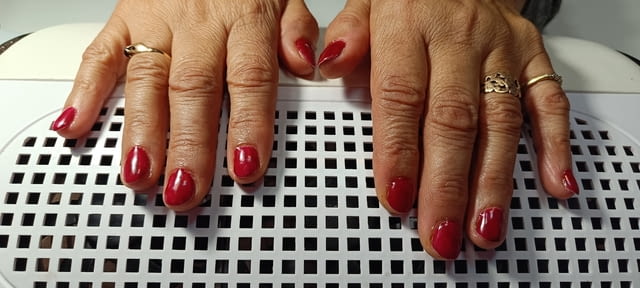 Курс по маникюр ноктопластика педикюр за гр.Плевен за 2025г, град Плевен | Професионално Обучение - снимка 3