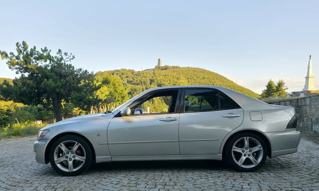 Toyota ALTEZZA Altezza, Бензин, Автоматична - град Велико Търново | Автомобили / Джипове - снимка 4