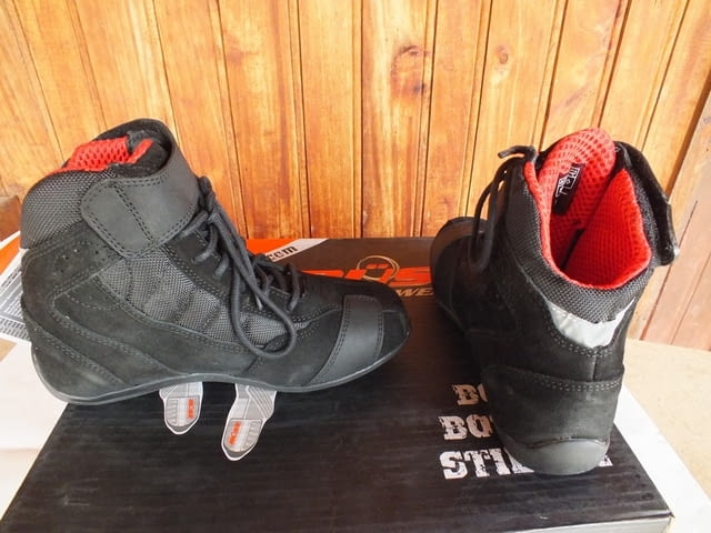 Buse B56 нови боти за мотор - град Левски | Аксесоари / Консумативи - снимка 2