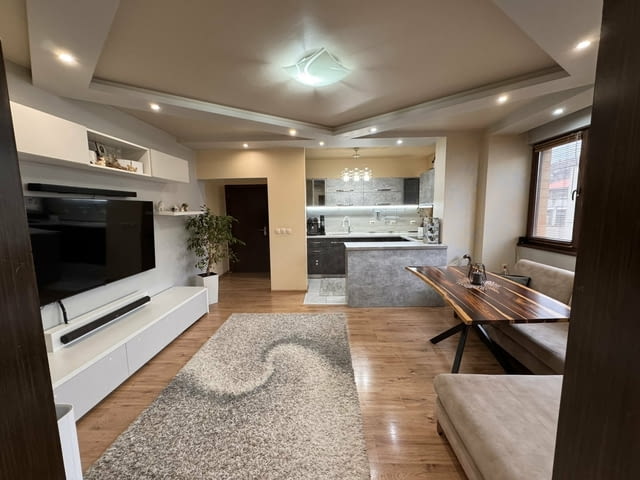 Тристаен апартамент - топ център, гр. Хасково 3-стаен, 98 м2, Тухла - град Хасково | Апартаменти - снимка 3