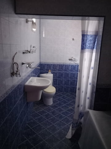 Еднофамилна триетажна къща в Бургас 3-floor, Brick, 455 m2 - city of Burgas | Houses & Villas - снимка 11