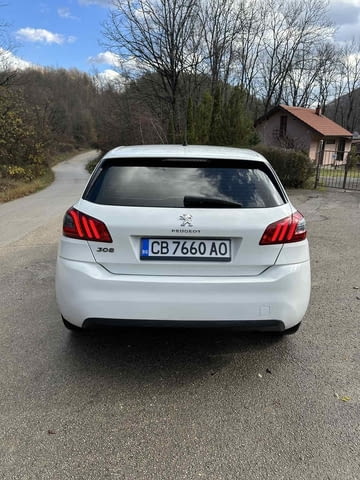 Peugeot 308 1.5BlueHDI - 85000км. 2020г. Diesel, Manual, Hatchback - city of Troyan | Cars & SUV - снимка 7
