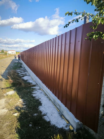 Огради от пластифицирана ламарина в София с профил TR20x270-1080 - снимка 12