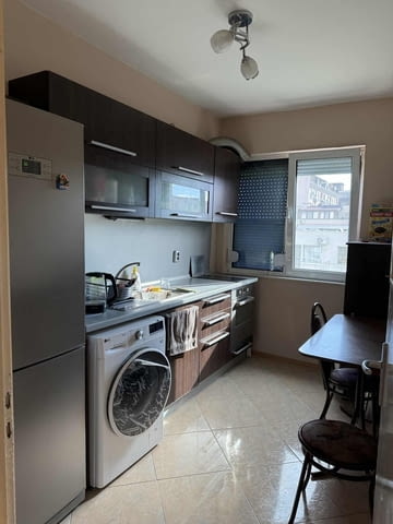 Продава се под наем тристаен апартамент в кв. Южен, city of Plovdiv | Apartments - снимка 3