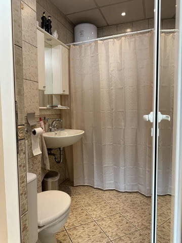 Продава се под наем тристаен апартамент в кв. Южен, city of Plovdiv | Apartments - снимка 12