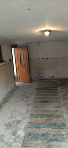 Гараж и 2 открити паркоместа под наем до супермаркет "Фантастико" - снимка 5