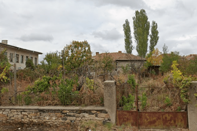 Къща в с. Студена, обл. Хасково 1-етажна, Тухла, 80 м2 - село Студена | Къщи / Вили - снимка 5