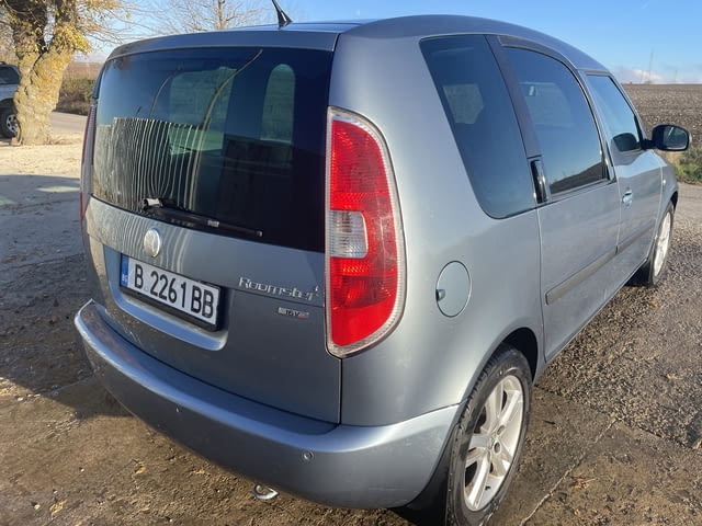 Skoda Roomster 1.6i, 105 кс., автоматик, панорама, парктроник, 142 000 км. реални километри, обслуже - снимка 5